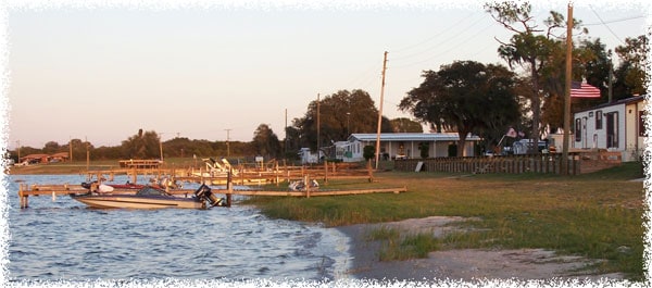 Mobile Homes Lakeside at Sunset Shores Mobile Home Park